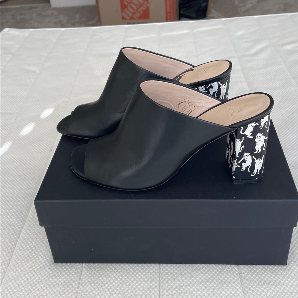 Paul Smith Black Leather Molly heeled  Open-Toe Mule with Cat Insole Detail 41